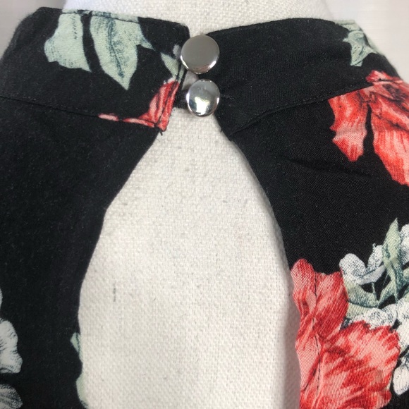 ☀️ Minkpink Floral Dress - Picture 6 of 7